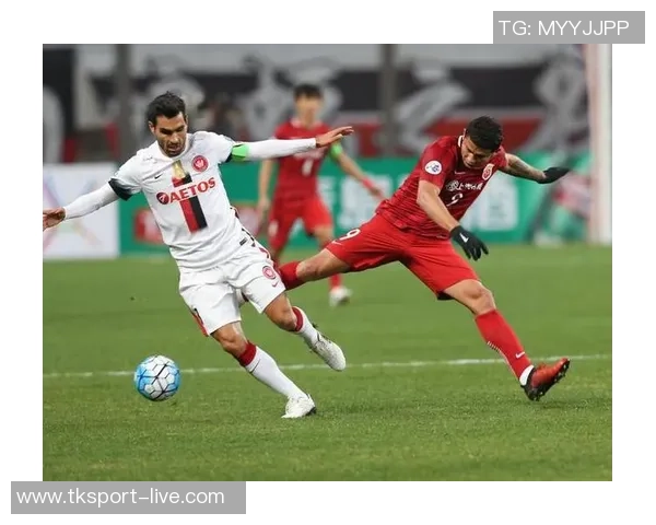 上港与西悉尼精彩对决重播回顾赛场瞬间与精彩进球分析