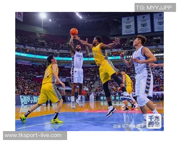 广东队与北京首钢2020年对决回顾及赛季精彩瞬间分析