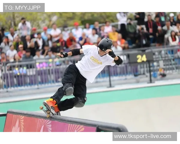 广州滑板队边路渗透战术解析与实战应用探讨 广州滑板队边路渗透战术解析与实战应用探讨